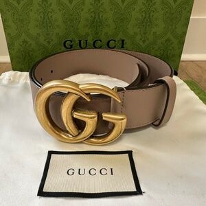 Gucci Leather Double G Buckle Belt